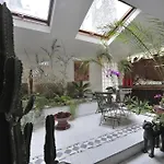 Hotel Le Petit Siam : Le Calme En Centre *