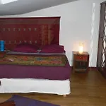 Le Petit Siam : Le Calme En Centre Hotel