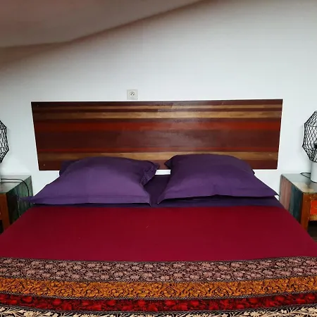 Chambres D'hotes Le Petit Siam : Le Calme En Centre *