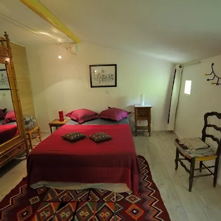 Le Petit Siam : Le Calme En Centre Hotel