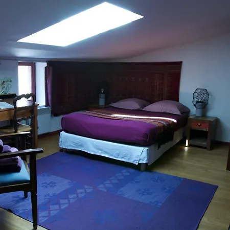 Hotel Le Petit Siam : Le Calme En Centre Clermont-Ferrand