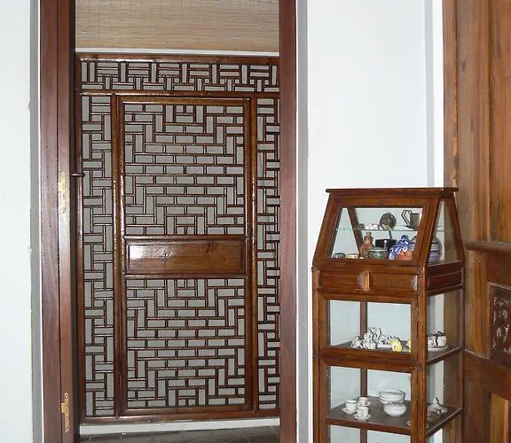 Le Petit Siam : Le Calme En Centre Hotel *