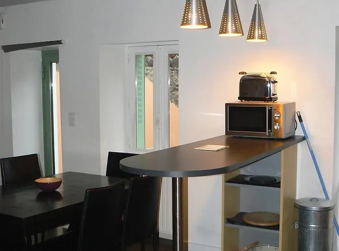 Hotel Chambres D'hotes Le Petit Siam : Le Calme En Centre