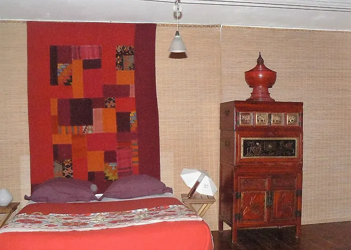 Chambres D'hotes Le Petit Siam : Le Calme En Centre Hotel